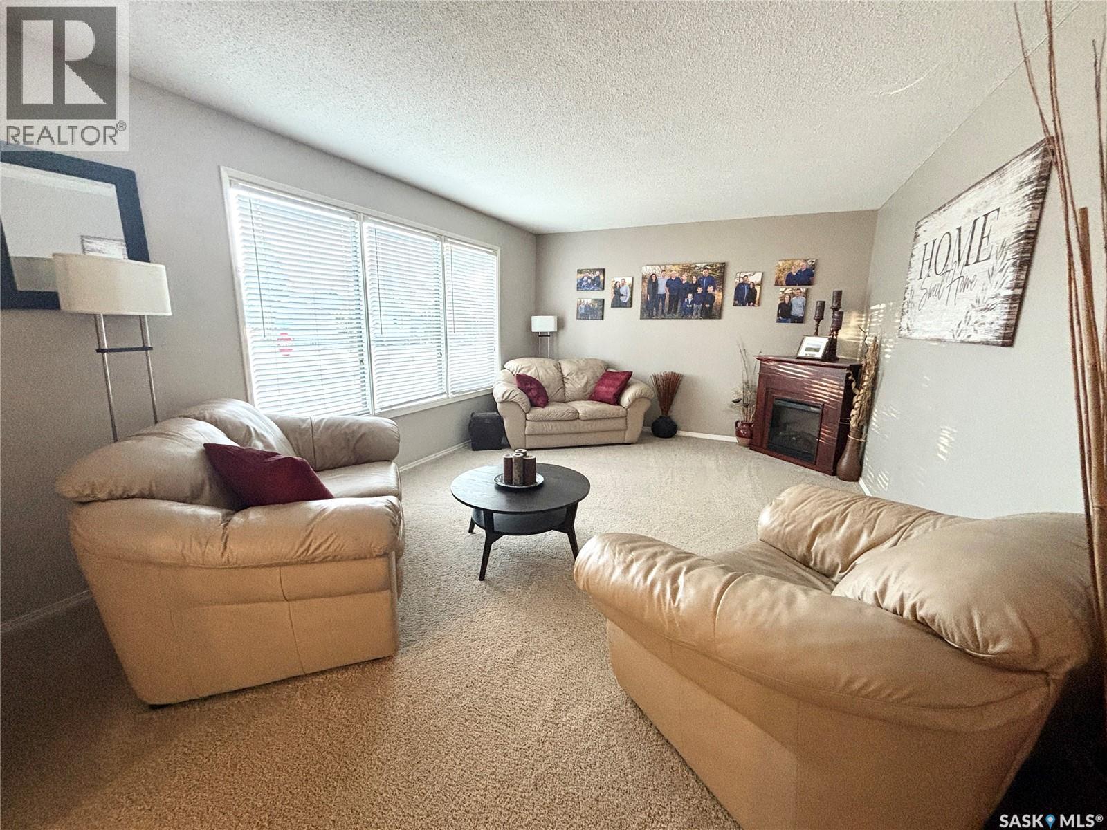 202 Herbert Street, Maple Creek, Saskatchewan  S0N 1N0 - Photo 16 - SK032337