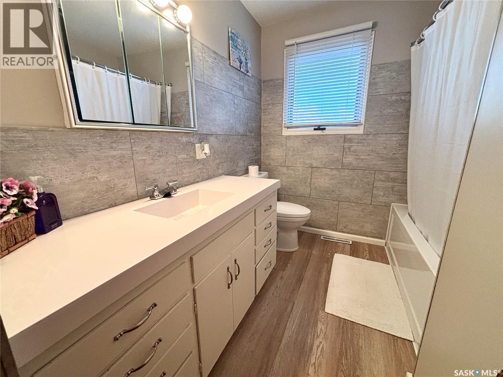 202 Herbert Street, Maple Creek, Saskatchewan  S0N 1N0 - Photo 21 - SK032337