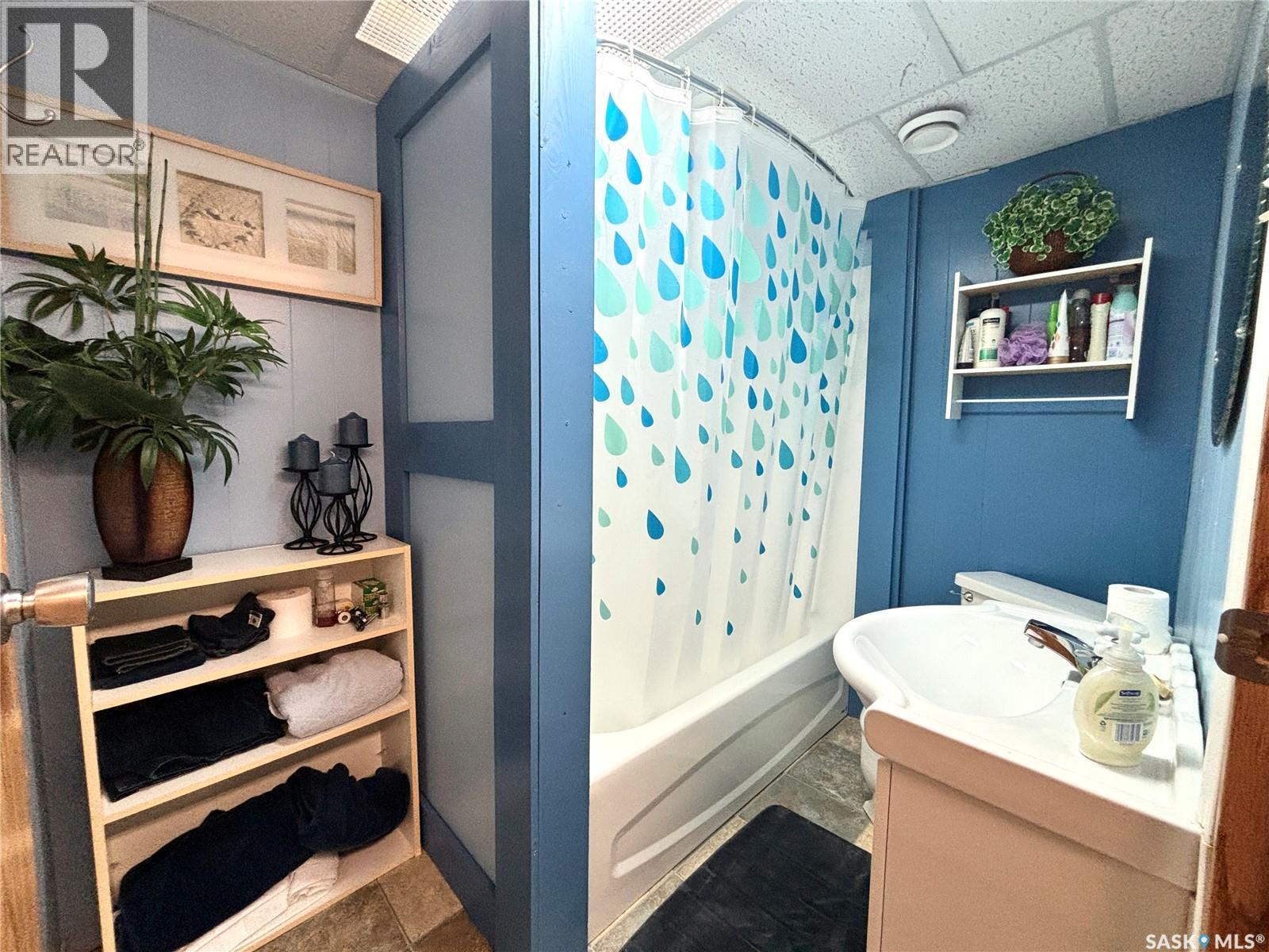 202 Herbert Street, Maple Creek, Saskatchewan  S0N 1N0 - Photo 31 - SK032337