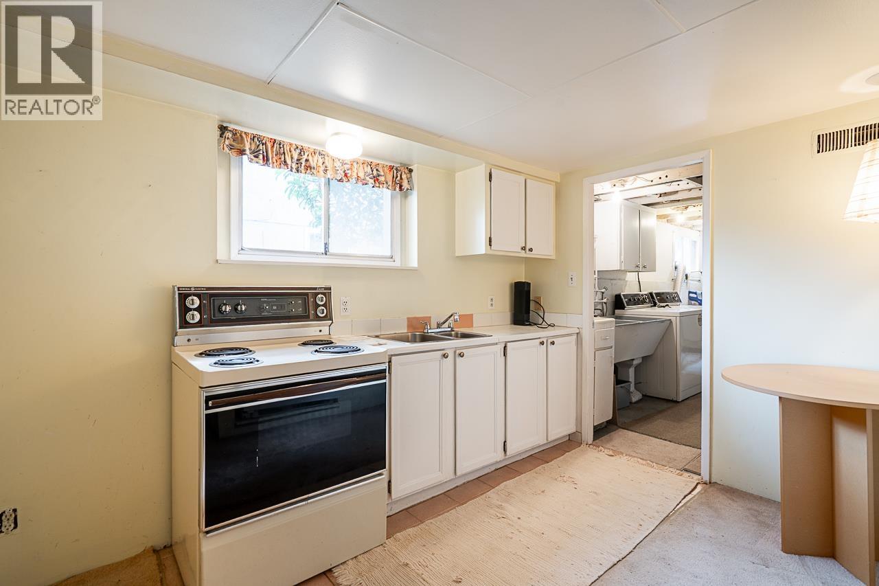 902 Fourth Street, New Westminster, British Columbia  V3L 2W6 - Photo 23 - R3107949