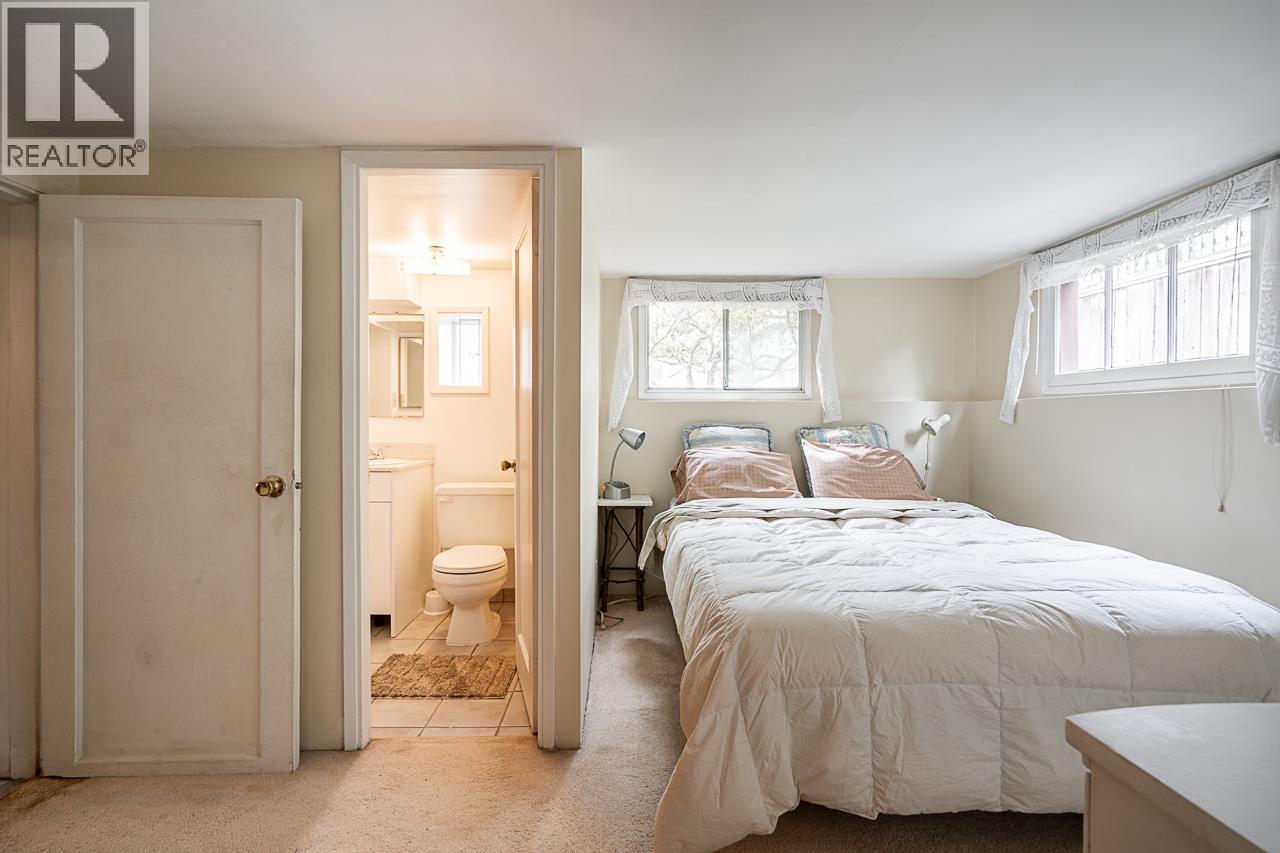 902 Fourth Street, New Westminster, British Columbia  V3L 2W6 - Photo 25 - R3107949