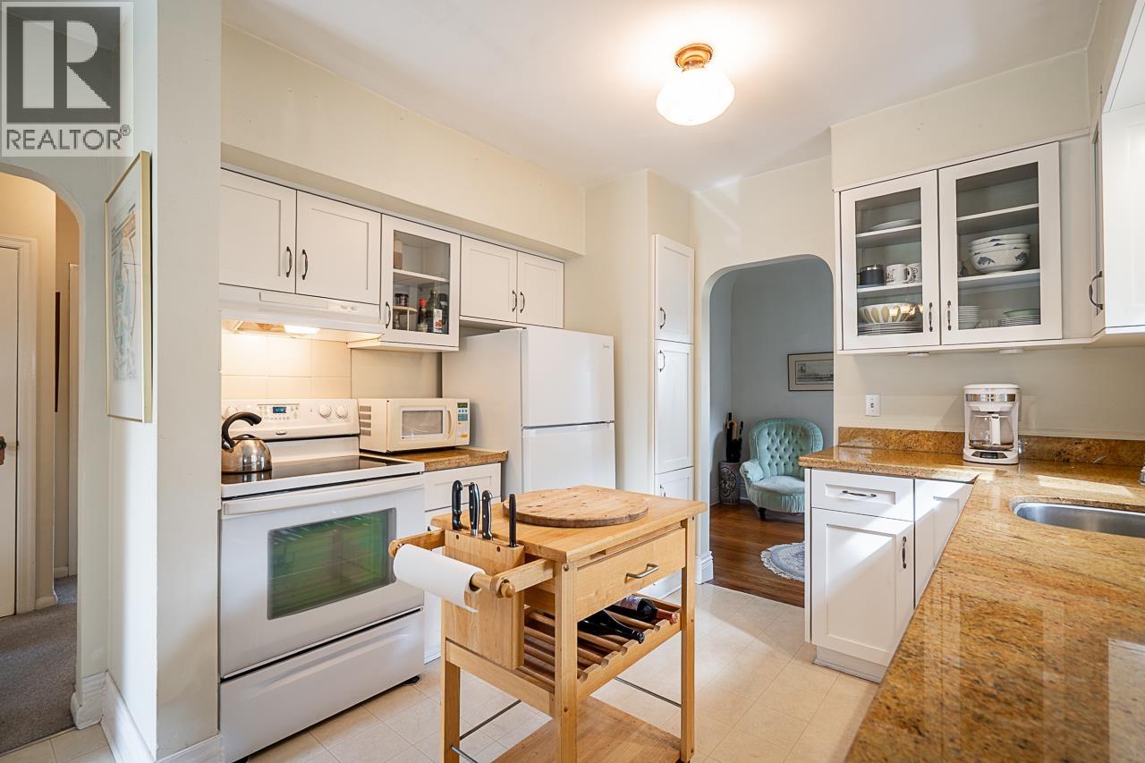 902 Fourth Street, New Westminster, British Columbia  V3L 2W6 - Photo 10 - R3107949