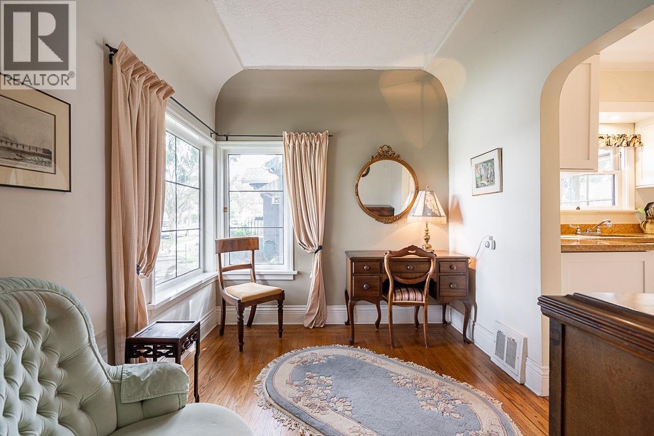 902 Fourth Street, New Westminster, British Columbia  V3L 2W6 - Photo 5 - R3107949