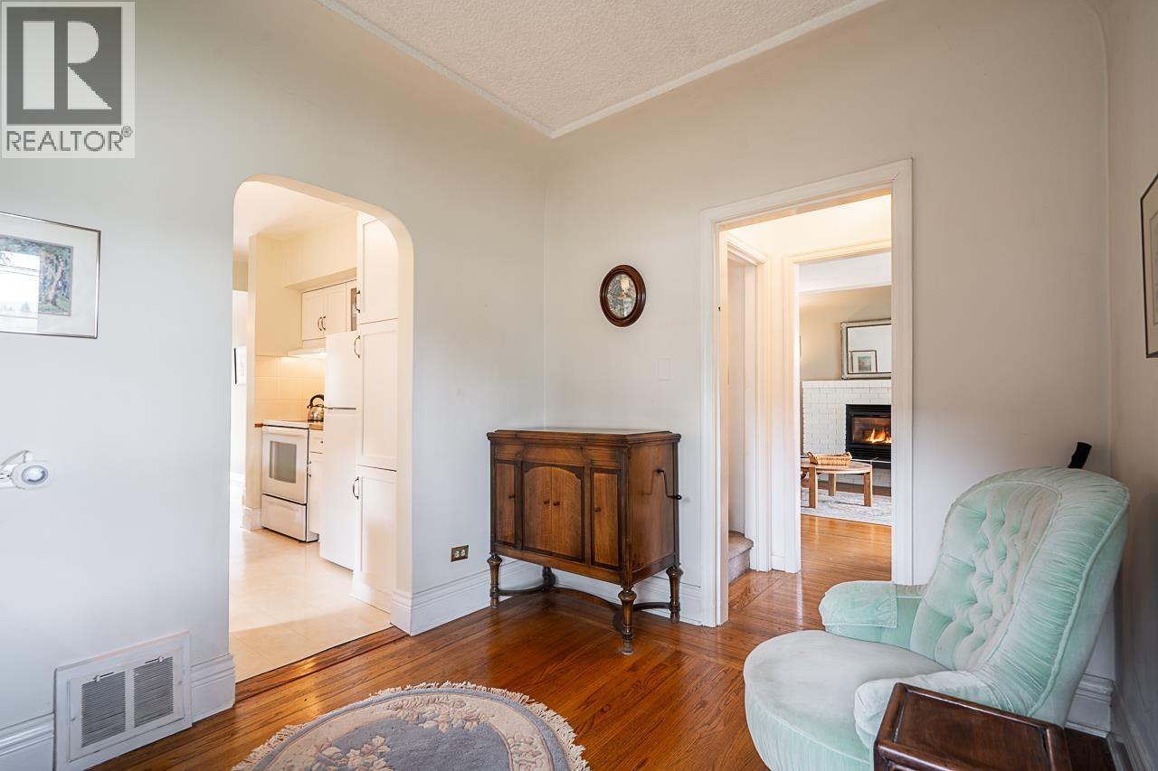 902 Fourth Street, New Westminster, British Columbia  V3L 2W6 - Photo 6 - R3107949