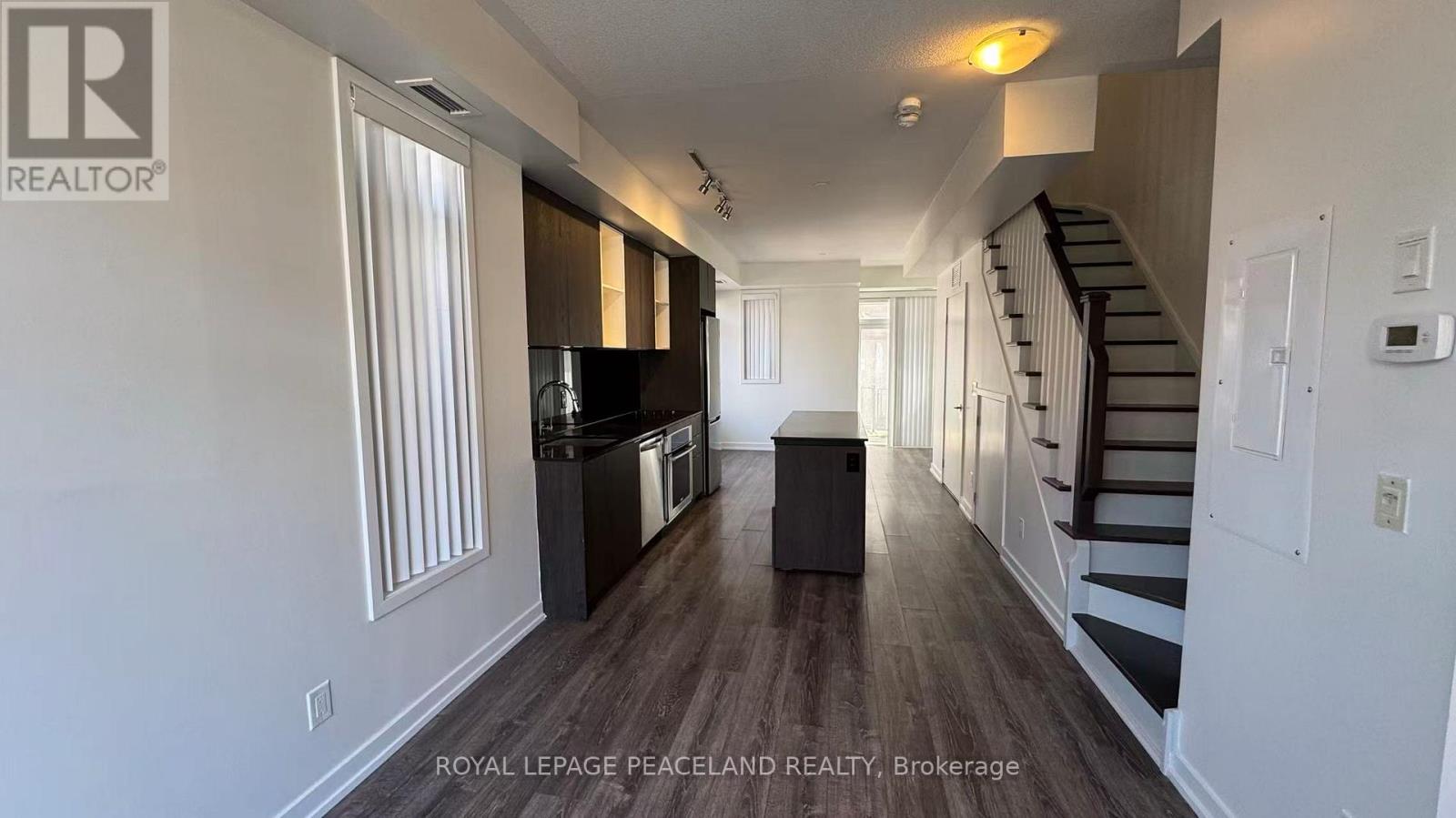 59 Regent Street, Toronto, Ontario  M5A 3N7 - Photo 4 - C12962174