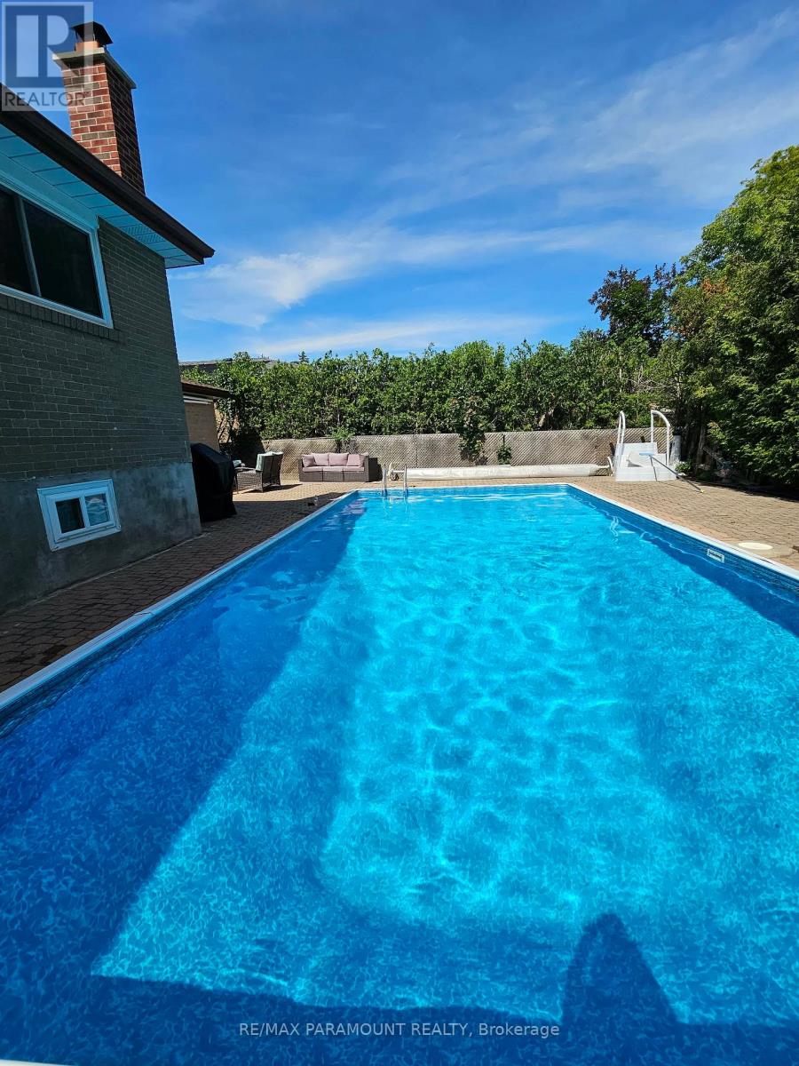 5 CAVENDISH CRESCENT, Brampton, Ontario