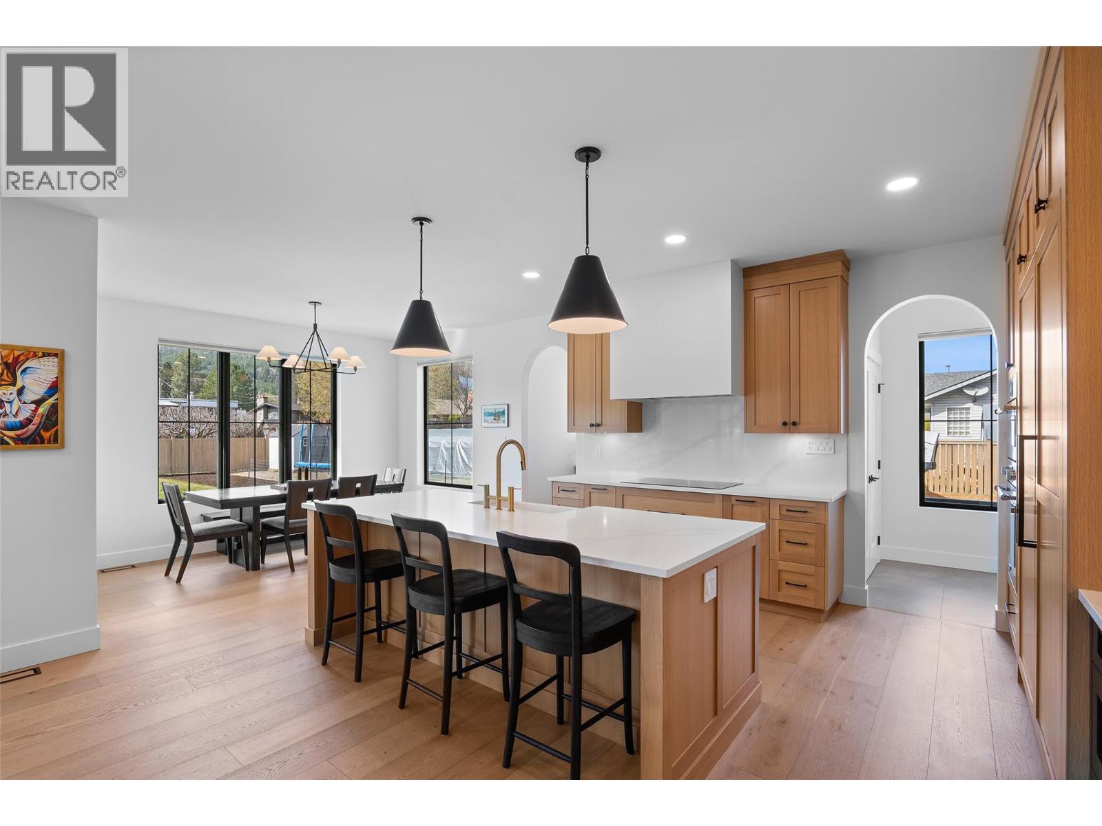 204 Chetwynd Drive, Kamloops, British Columbia  V2H 1L7 - Photo 9 - 10382279