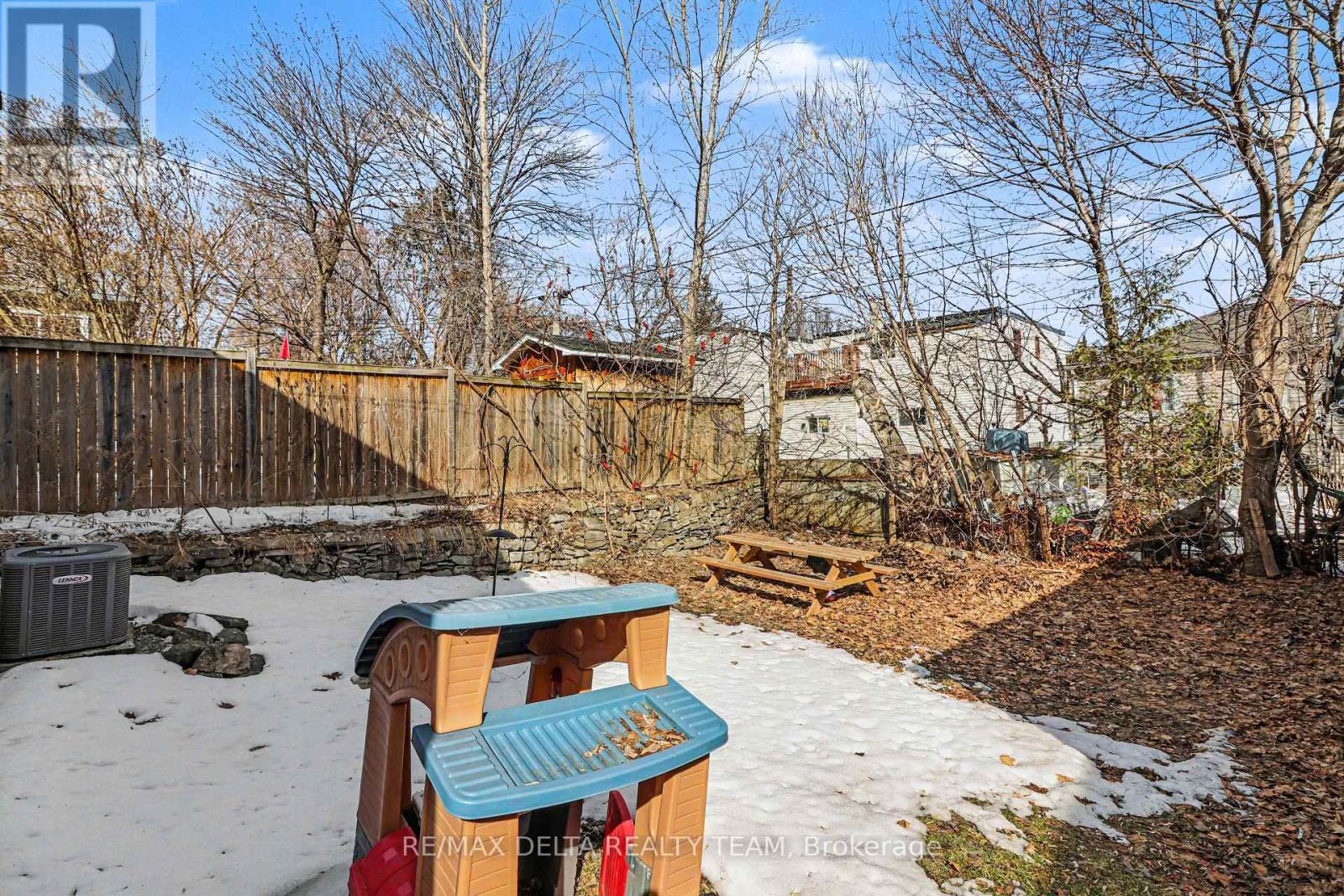 273 Shakespeare Street, Ottawa, Ontario  K1L 5M7 - Photo 12 - X12966046