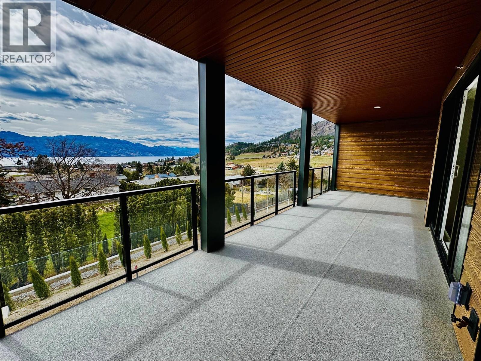 2760 Olalla Road Unit# 206, West Kelowna, British Columbia  V1Z 2A9 - Photo 2 - 10371558