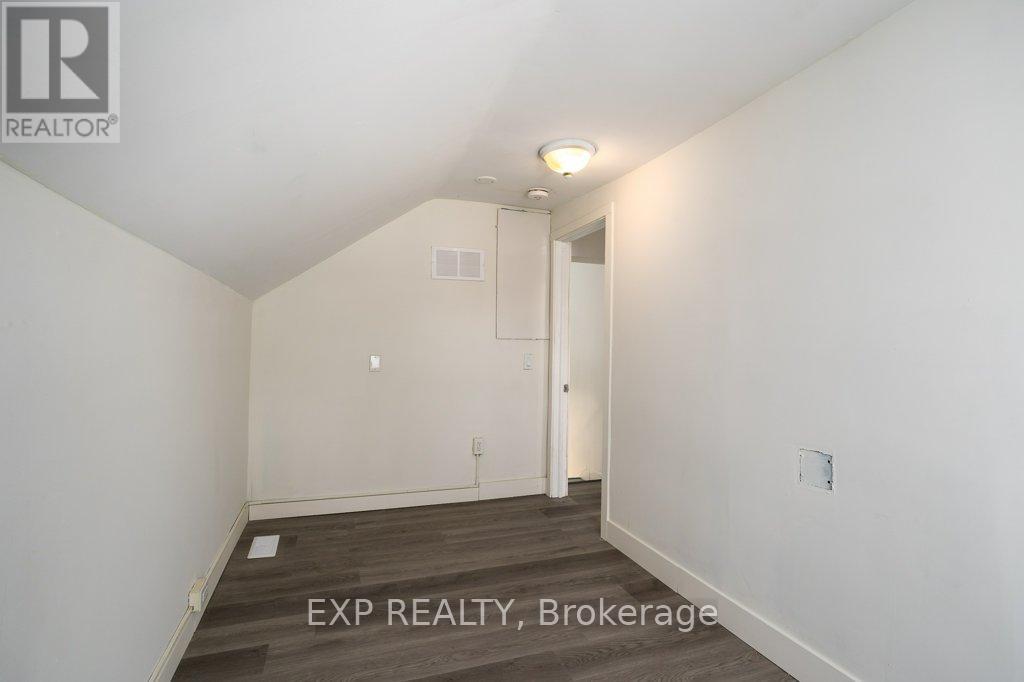 24 Albion Street, Belleville, Ontario  K8N 3R8 - Photo 16 - X12973864