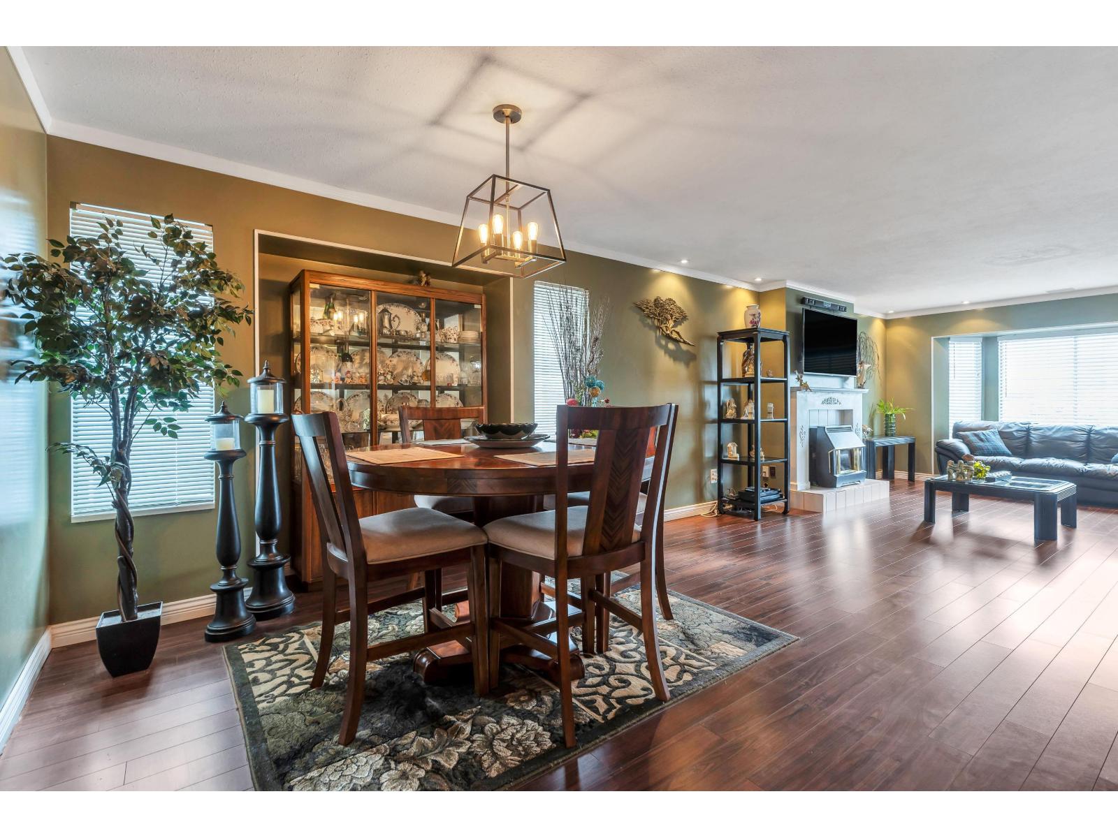 13280 81a Avenue, Surrey, British Columbia V3W 9M6 - Photo 11 - R3097643