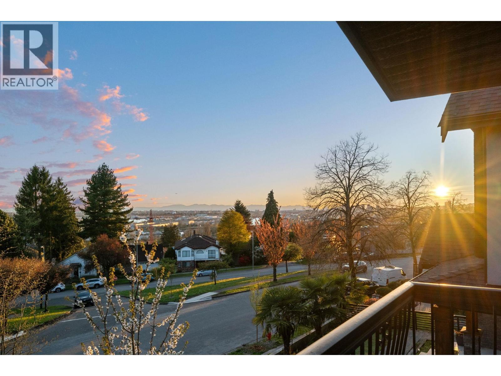 2131 Fraserview Drive, Vancouver, British Columbia  V5P 2N2 - Photo 38 - R3106211