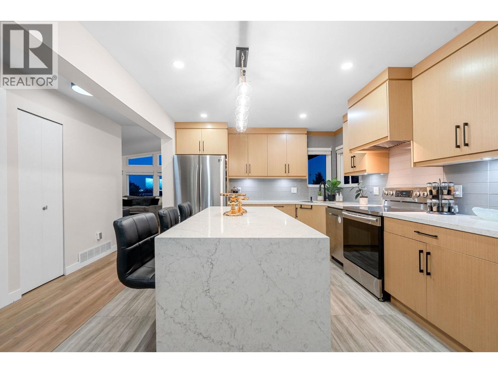 2131 Fraserview Drive, Vancouver, British Columbia  V5P 2N2 - Photo 15 - R3106211