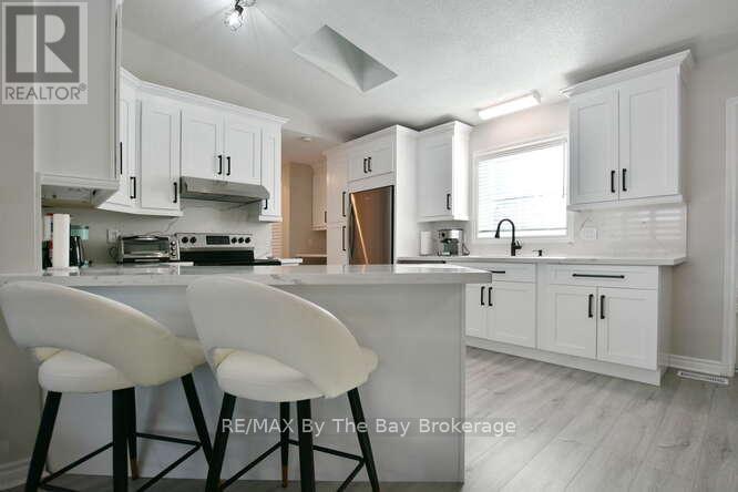 8 Azores Place, Wasaga Beach, Ontario  L9Z 1K9 - Photo 19 - S12744712