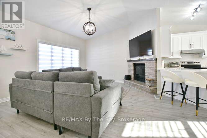 8 Azores Place, Wasaga Beach, Ontario  L9Z 1K9 - Photo 10 - S12744712