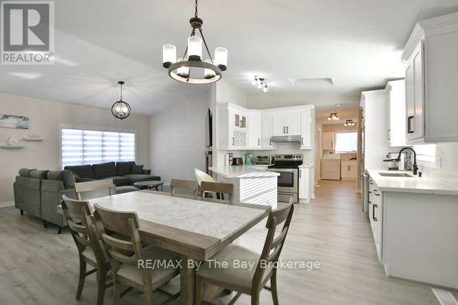 8 Azores Place, Wasaga Beach, Ontario  L9Z 1K9 - Photo 17 - S12744712