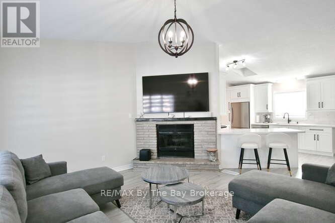 8 Azores Place, Wasaga Beach, Ontario  L9Z 1K9 - Photo 9 - S12744712