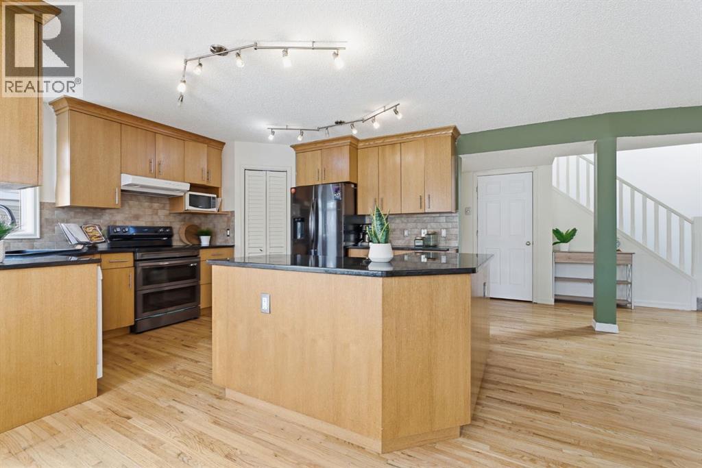 412 Sheep River Point, Okotoks, Alberta  T1S 1S3 - Photo 11 - A2295377