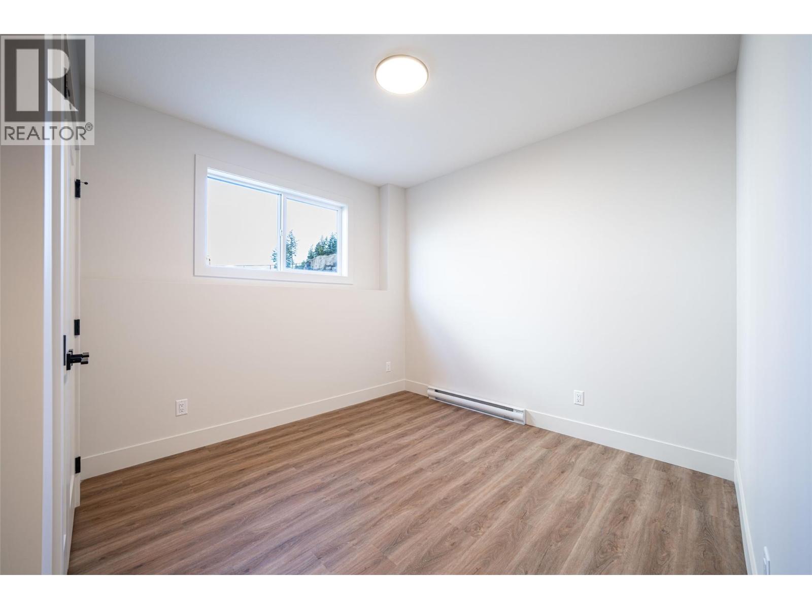 2079 Cortina Drive, Kelowna, British Columbia  V1P 0B2 - Photo 42 - 10381629