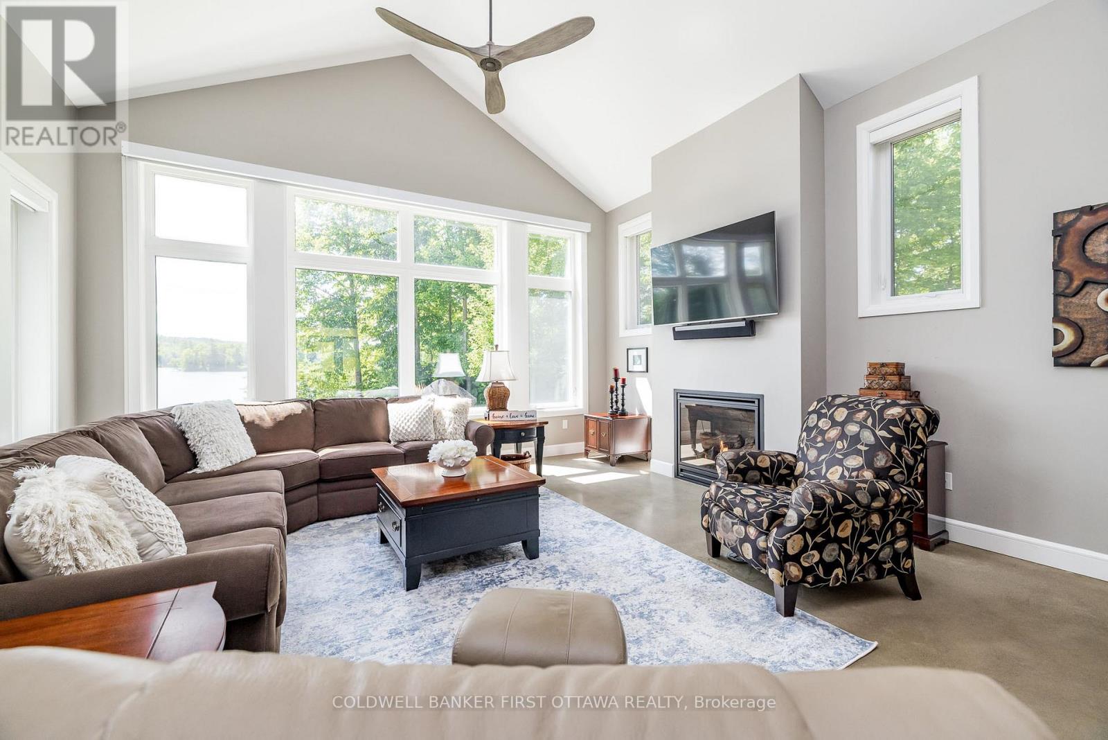 36 Cub Scout Crescent, Greater Madawaska, Ontario  K0J 1H0 - Photo 13 - X12973736