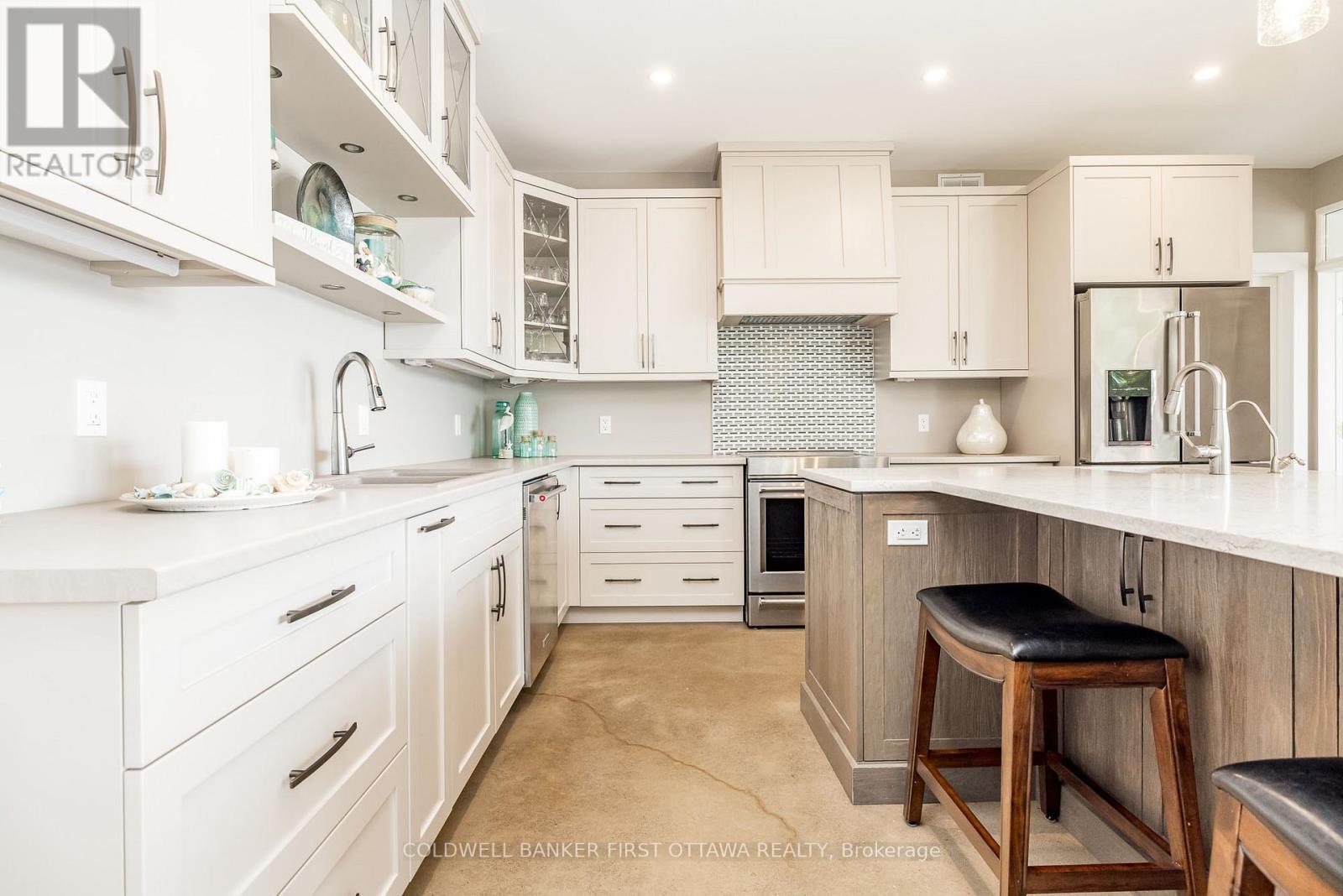 36 Cub Scout Crescent, Greater Madawaska, Ontario  K0J 1H0 - Photo 16 - X12973736