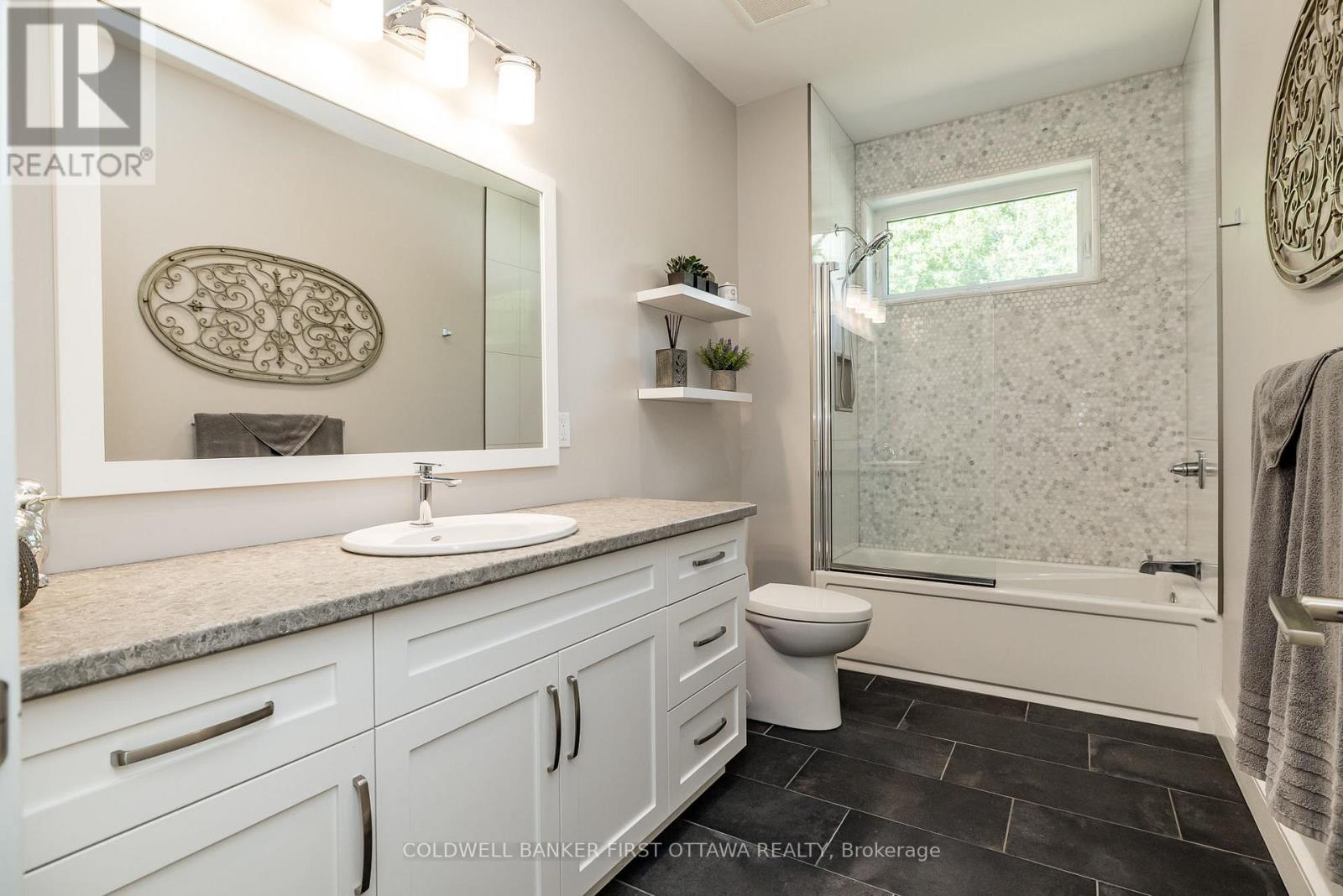 36 Cub Scout Crescent, Greater Madawaska, Ontario  K0J 1H0 - Photo 28 - X12973736