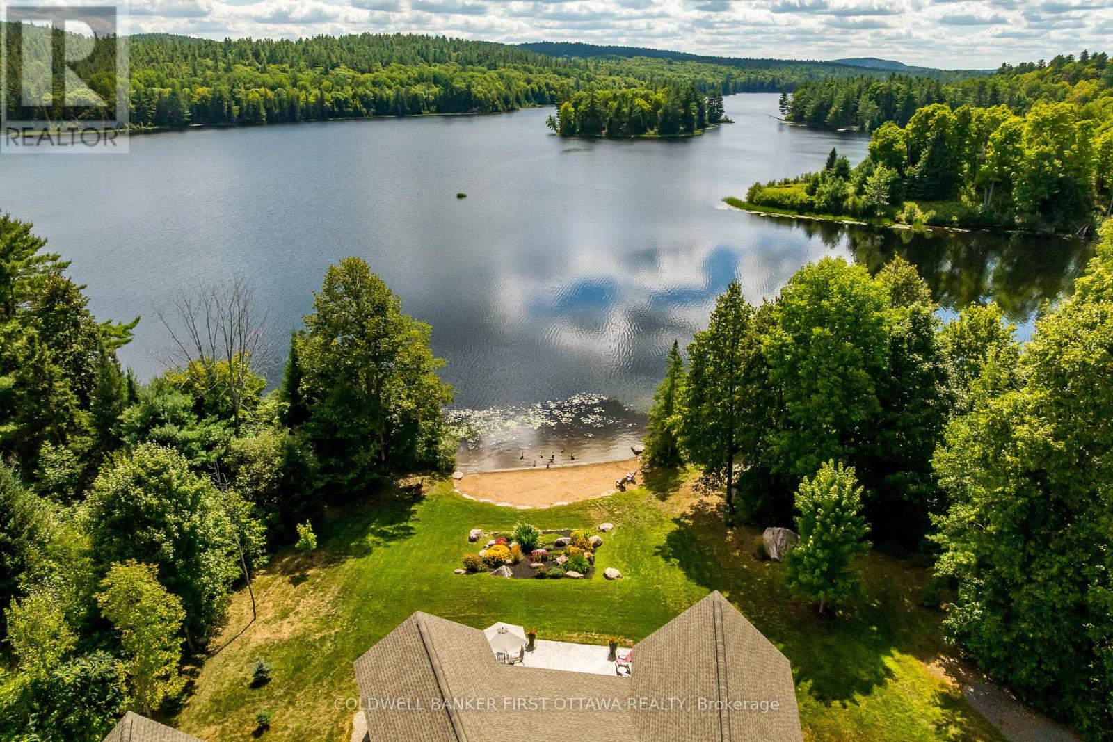 36 Cub Scout Crescent, Greater Madawaska, Ontario  K0J 1H0 - Photo 37 - X12973736