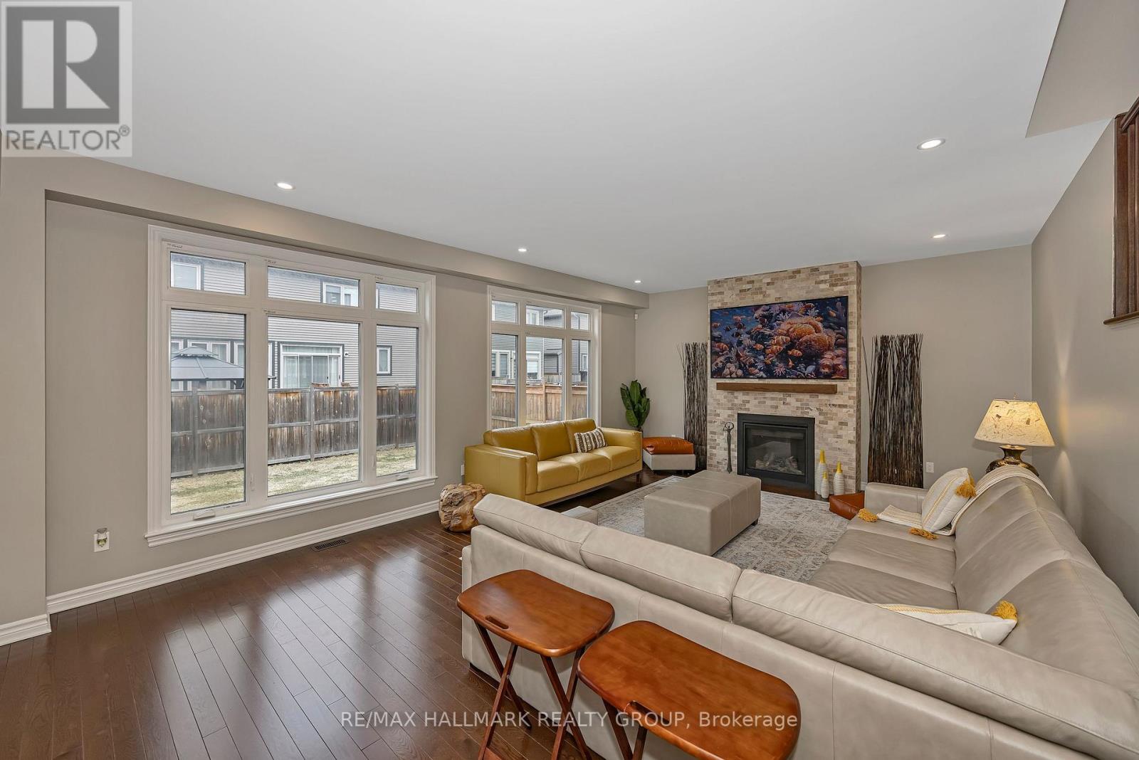 210 Trollius Way, Ottawa, Ontario  K1T 0R7 - Photo 12 - X12973772