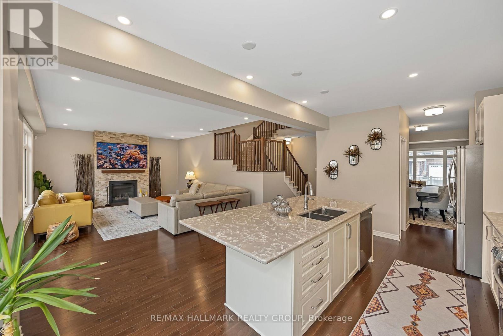 210 Trollius Way, Ottawa, Ontario  K1T 0R7 - Photo 18 - X12973772