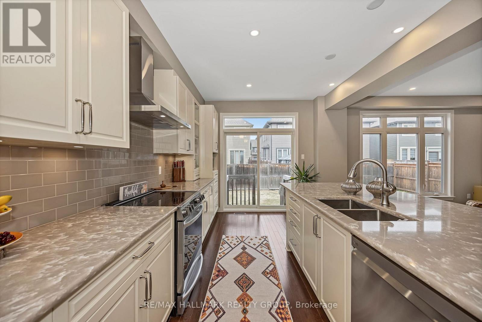 210 Trollius Way, Ottawa, Ontario  K1T 0R7 - Photo 20 - X12973772