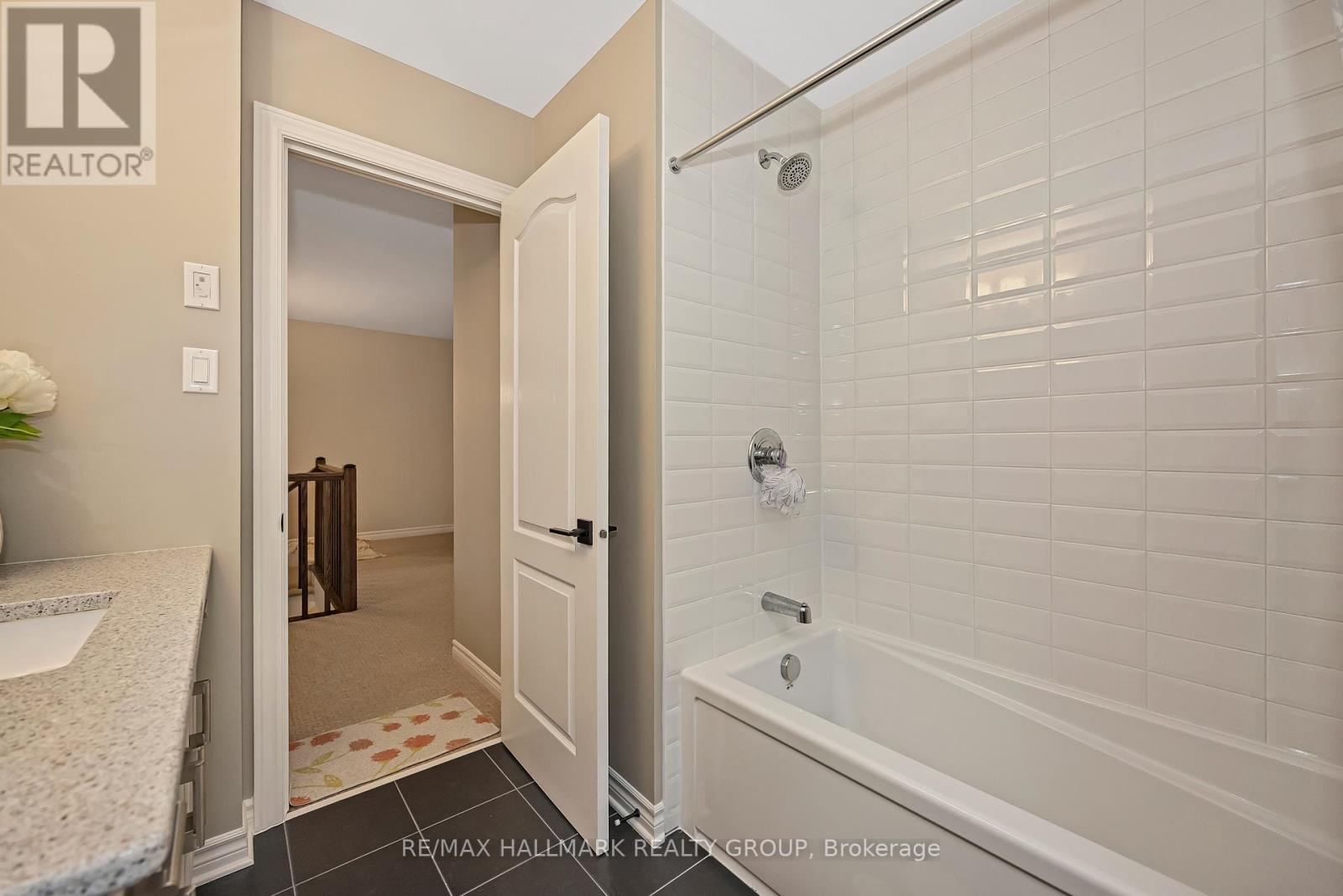 210 Trollius Way, Ottawa, Ontario  K1T 0R7 - Photo 44 - X12973772