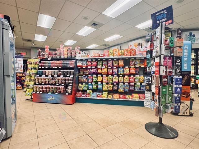 579 Boul. Lacombe Repentigny (Le Gardeur) Quebec Canada J5Z4N9 5