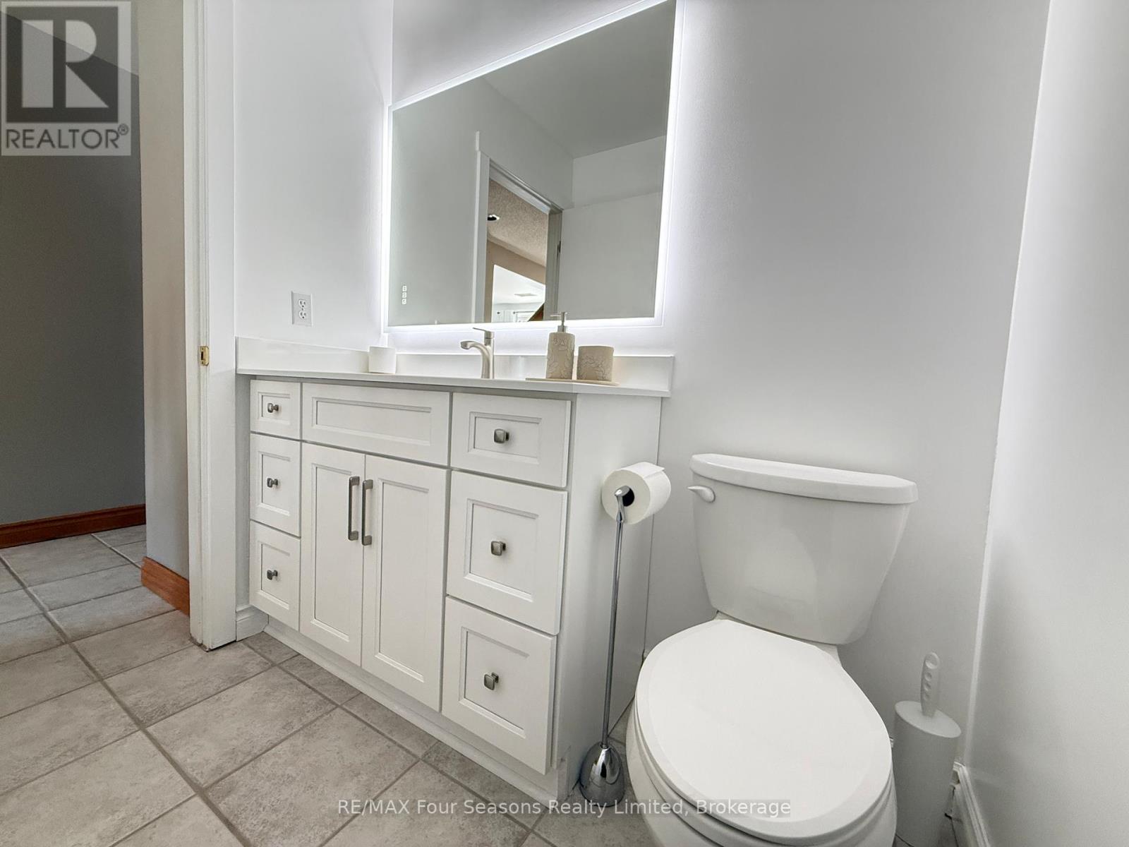 126 - 55 Trott Boulevard, Collingwood, Ontario  L9Y 5B8 - Photo 9 - S12973814