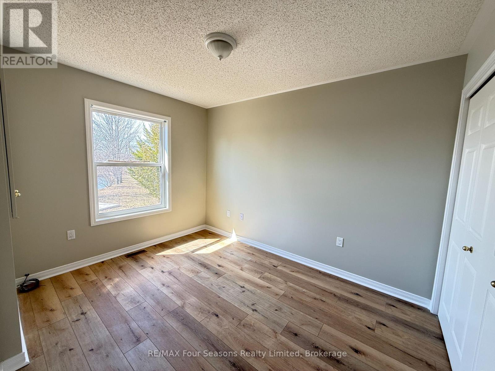 6528 30 31 Nottawasaga Side Road, Clearview, Ontario  L0M 1P0 - Photo 18 - S12973848