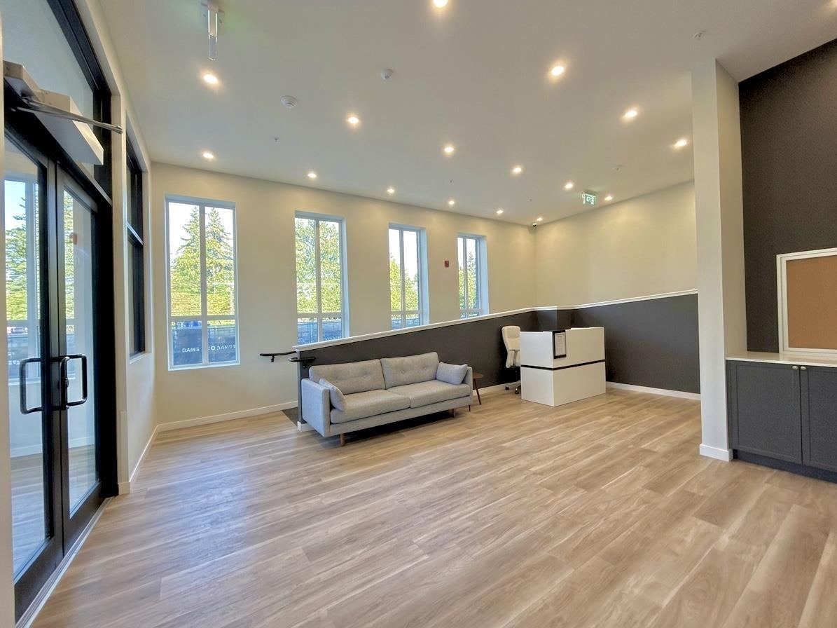 603 14778 106 Avenue, Surrey, British Columbia  V3R 5Y1 - Photo 4 - R3108677