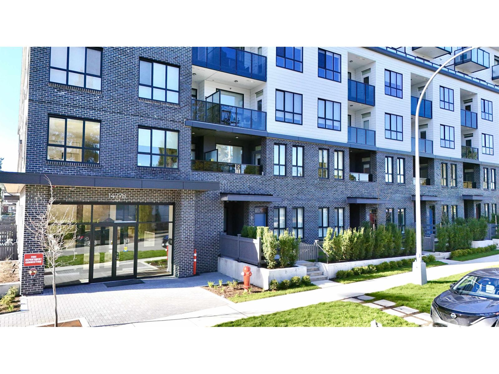 603 14778 106 Avenue, Surrey, British Columbia  V3R 5Y1 - Photo 2 - R3108677