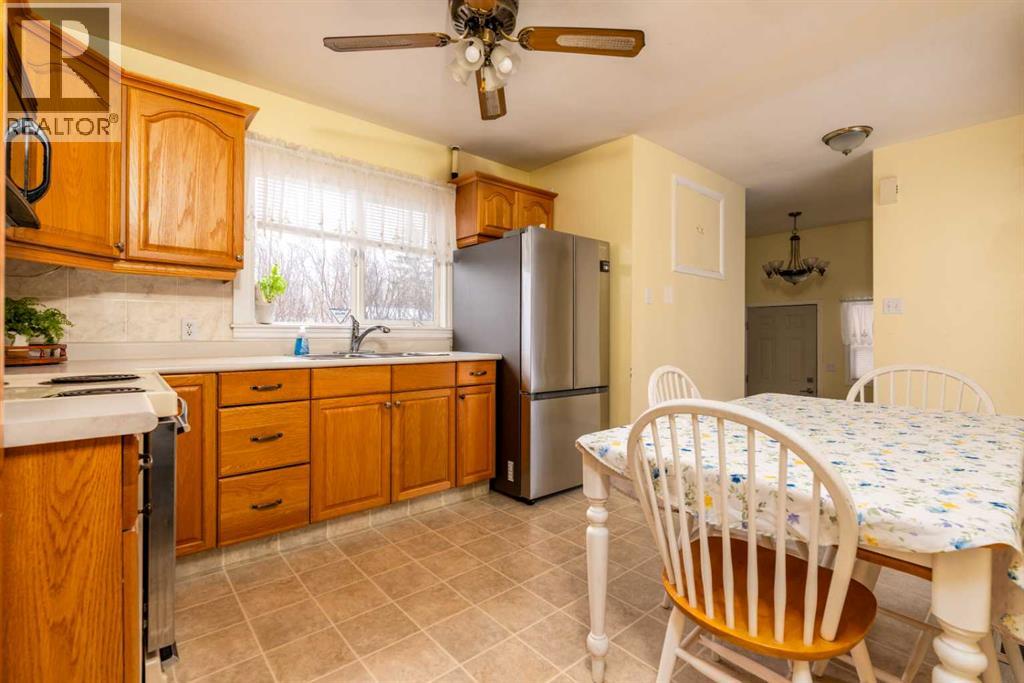 3402 49 Avenue, Lloydminster, Saskatchewan  S9V 0R5 - Photo 5 - A2296971