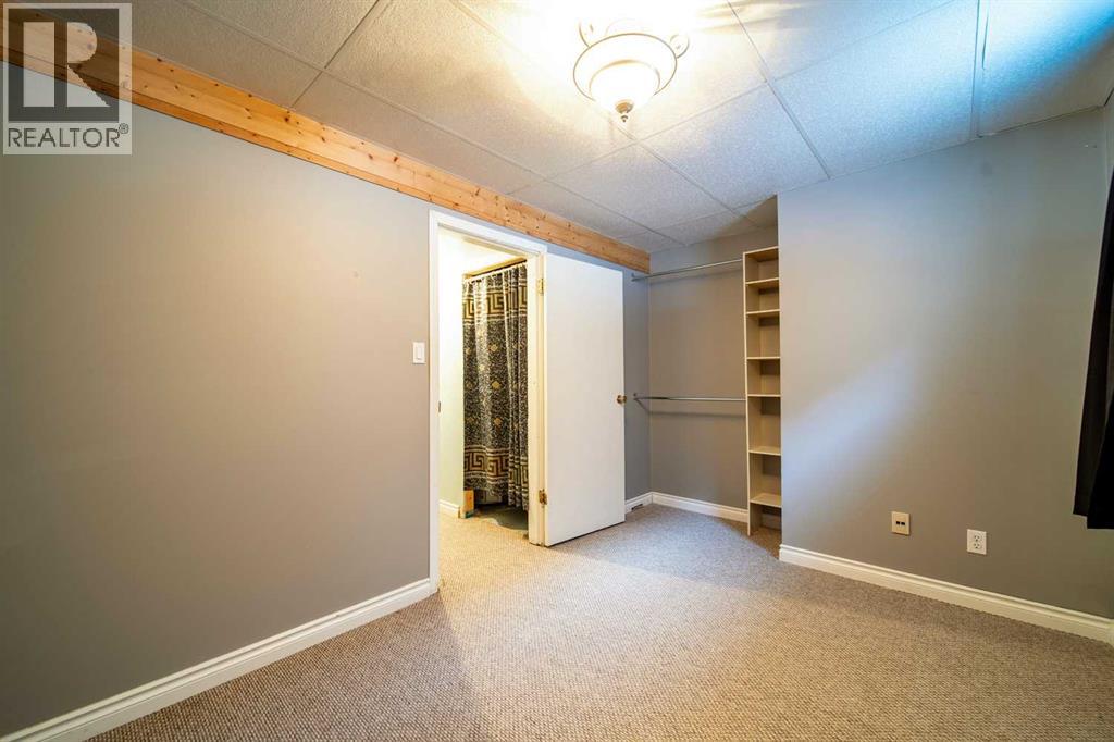 805 10 Avenue, Wainwright, Alberta  T9W 1B8 - Photo 21 - A2298352