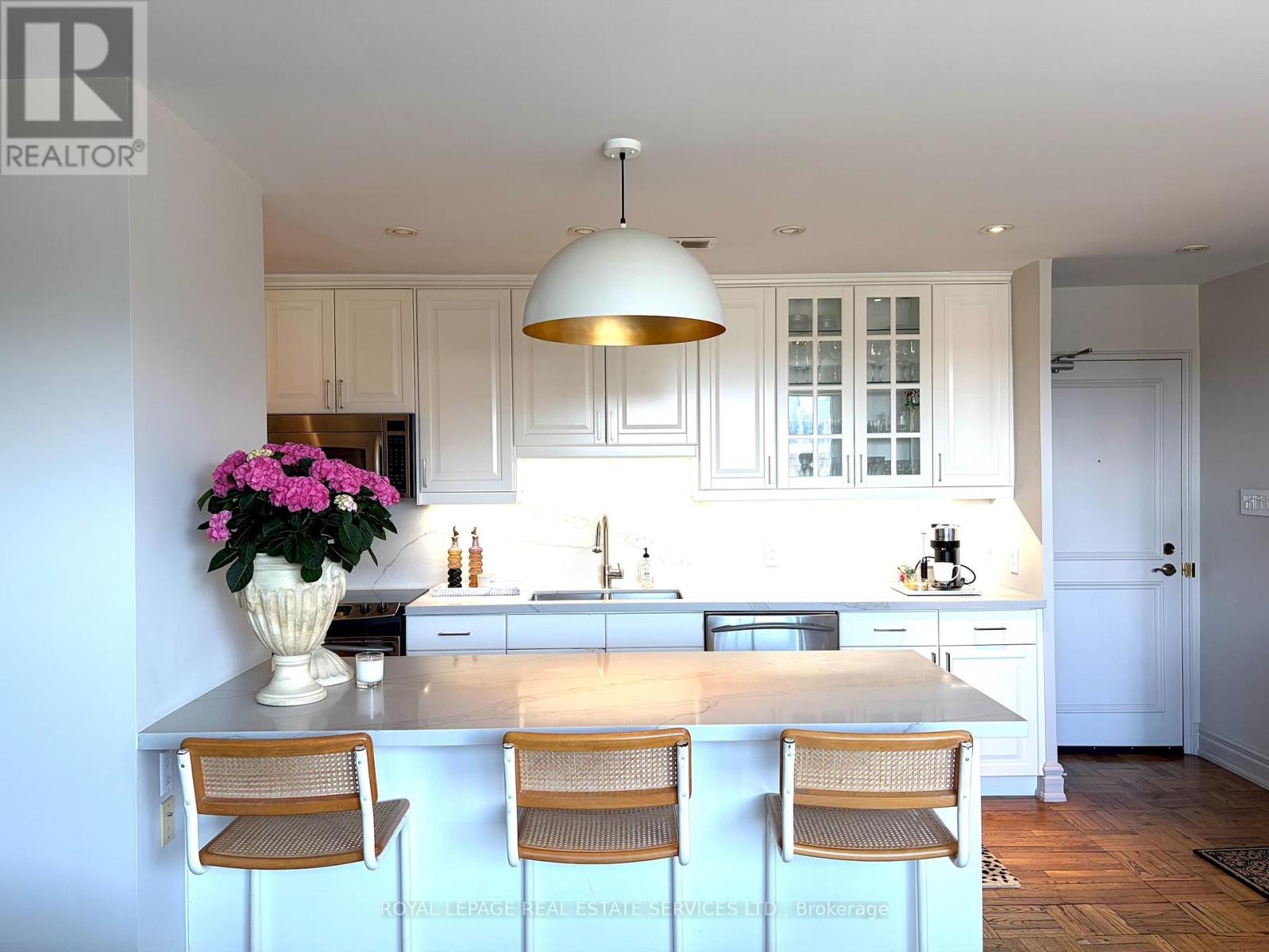 402 - 1901 Bayview Avenue, Toronto, Ontario  M4G 3E4 - Photo 10 - C12973468