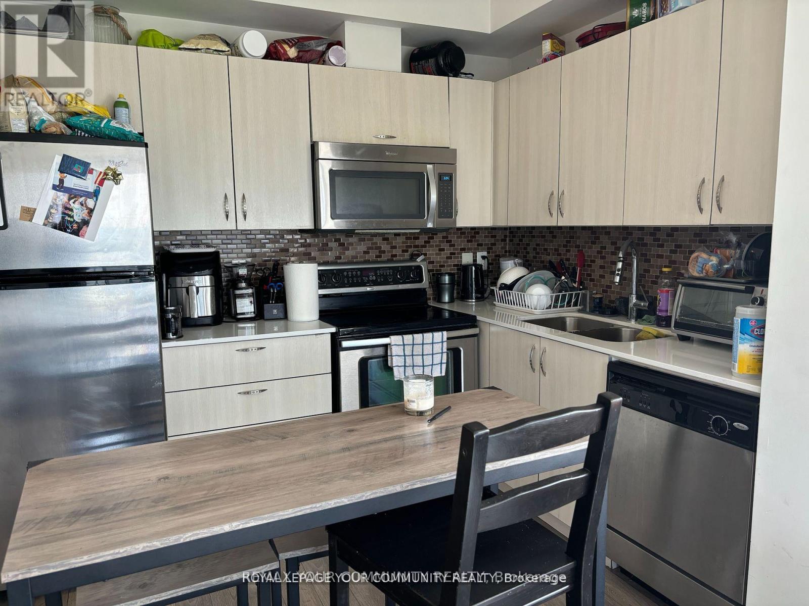 2204 - 5740 Yonge Street, Toronto, Ontario  M2M 3T3 - Photo 4 - C12970506