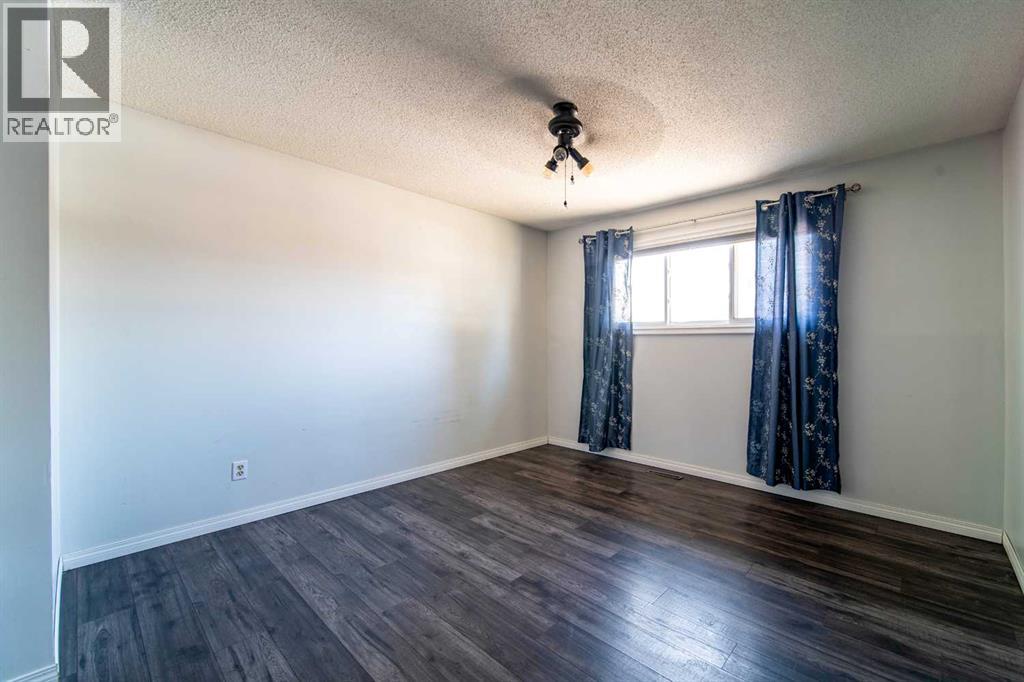 805 10 Avenue, Wainwright, Alberta  T9W 1B8 - Photo 10 - A2298352