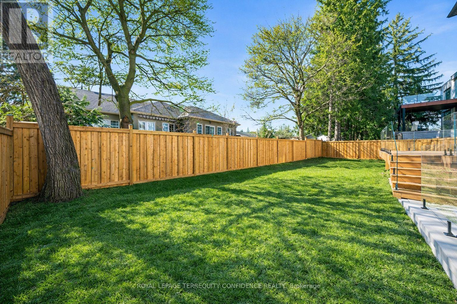 281 Kerrybrook Drive, Richmond Hill, Ontario  L4C 3R2 - Photo 49 - N12968148