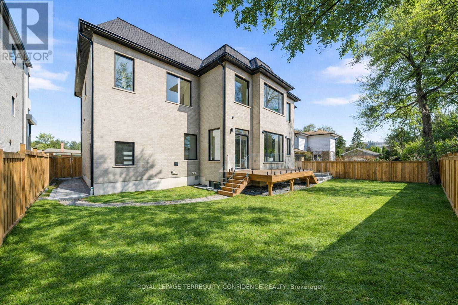 281 Kerrybrook Drive, Richmond Hill, Ontario  L4C 3R2 - Photo 47 - N12968148