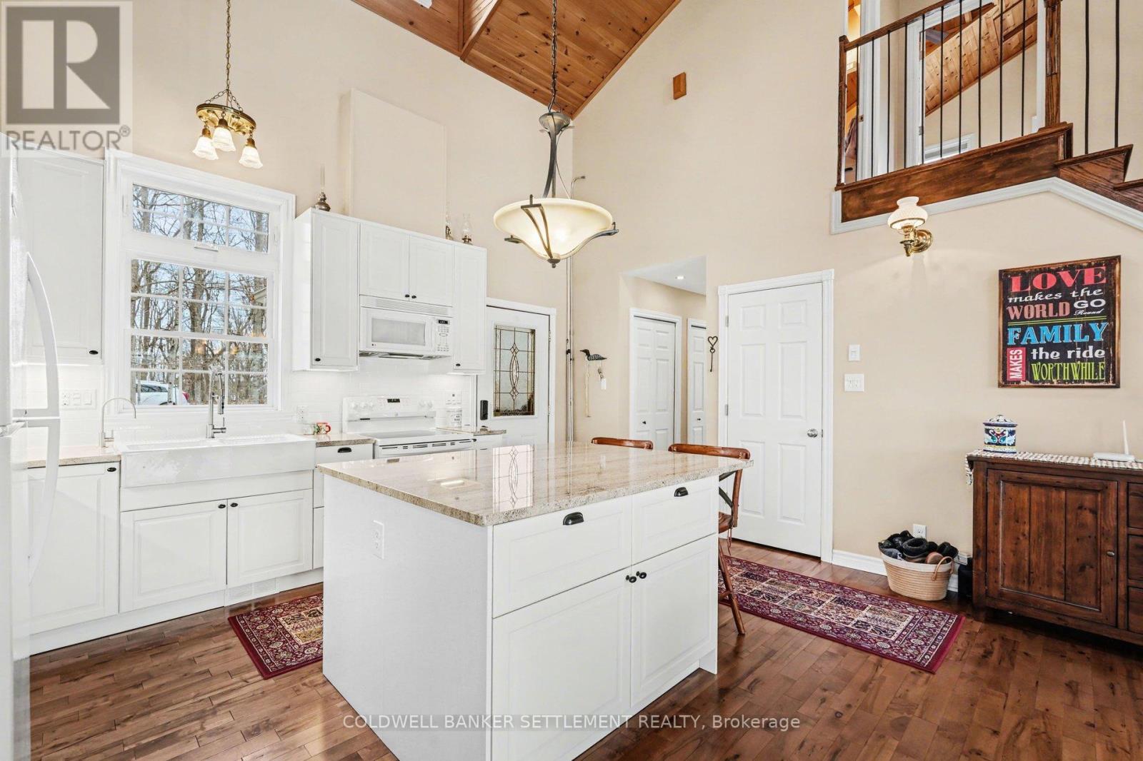 200 Walnut Point Road, Rideau Lakes, Ontario  K0G 1E0 - Photo 10 - X12973720