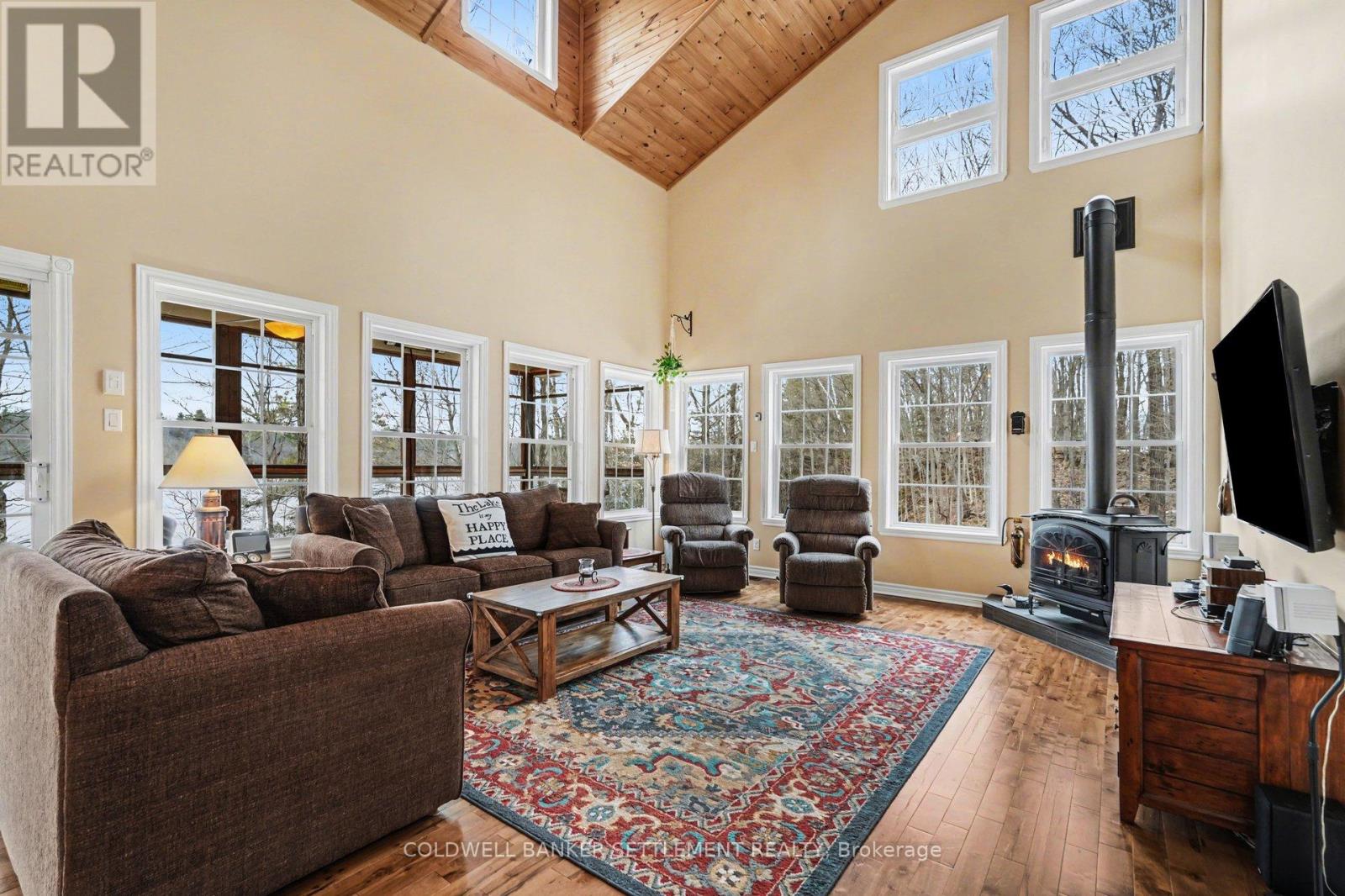 200 Walnut Point Road, Rideau Lakes, Ontario  K0G 1E0 - Photo 12 - X12973720