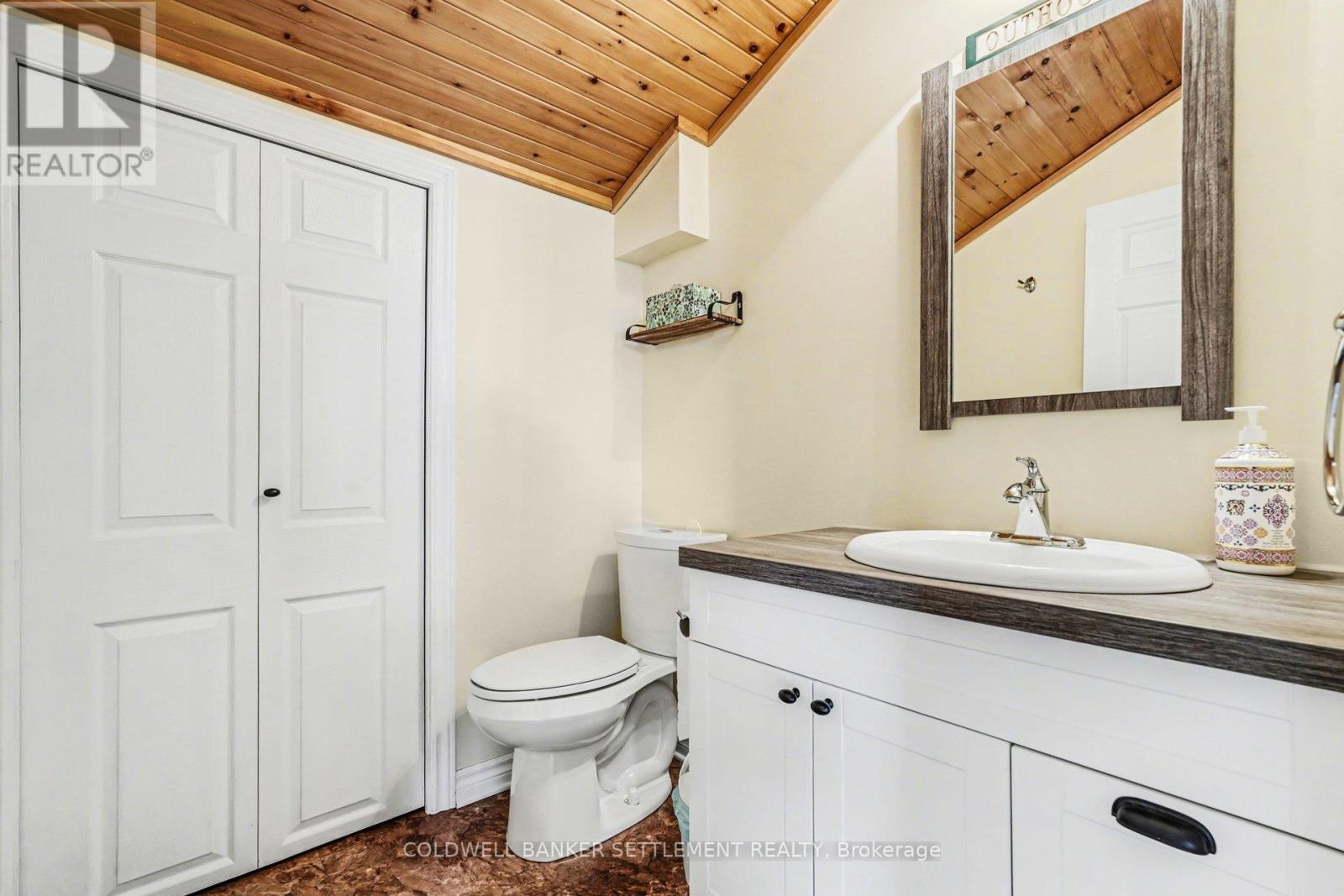 200 Walnut Point Road, Rideau Lakes, Ontario  K0G 1E0 - Photo 33 - X12973720