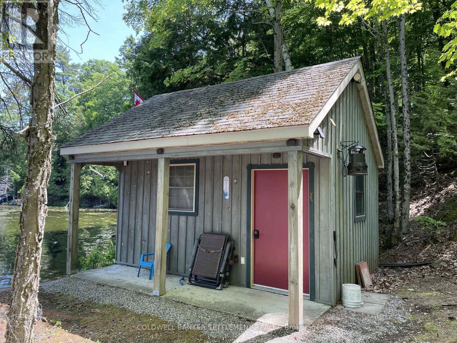 200 Walnut Point Road, Rideau Lakes, Ontario  K0G 1E0 - Photo 6 - X12973720