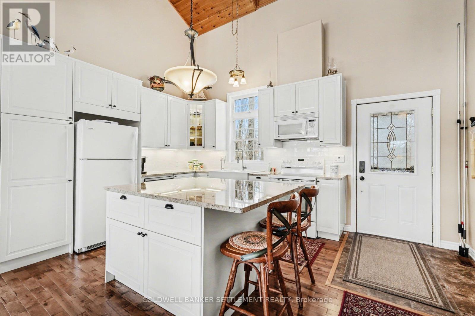 200 Walnut Point Road, Rideau Lakes, Ontario  K0G 1E0 - Photo 8 - X12973720