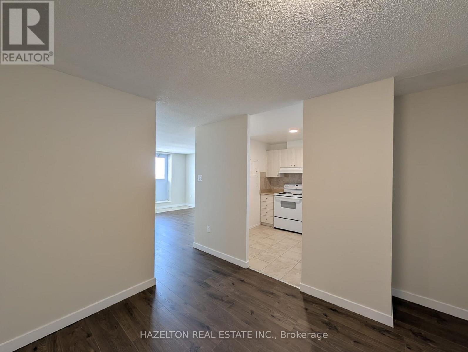 701 - 6719 Glen Erin Drive, Mississauga, Ontario  L5N 3S6 - Photo 6 - W12815122