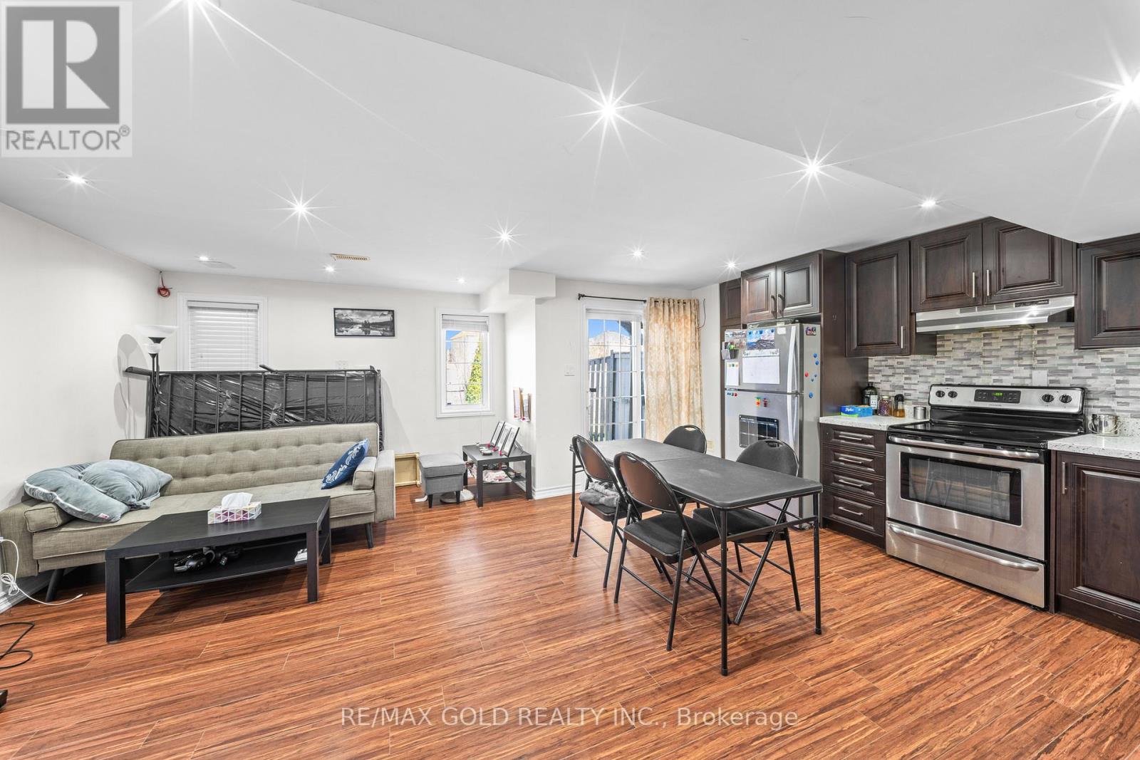 95 Cedarbrook Road, Brampton, Ontario  L6R 0W5 - Photo 36 - W12973198